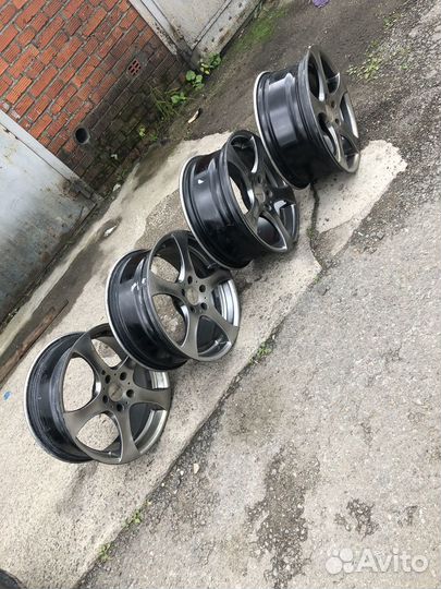 Диски 18JJ5-120 8JJ цо72,6 ET-45мм. BMW бмв toyota