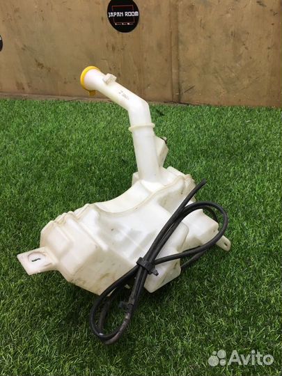 Бачок стеклоомывателя Mazda Axela BK5P zyve 2008