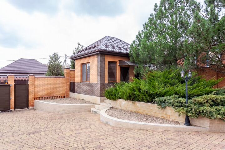 Дом 252,7 м² на участке 20 сот.