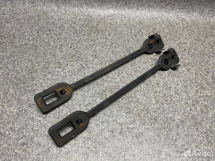 Кронштейн citroen C4 2005-2011