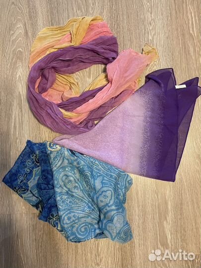 Шарфы платки палантины шапки перчатки