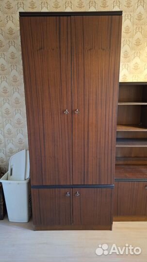 Стенка в гостиную