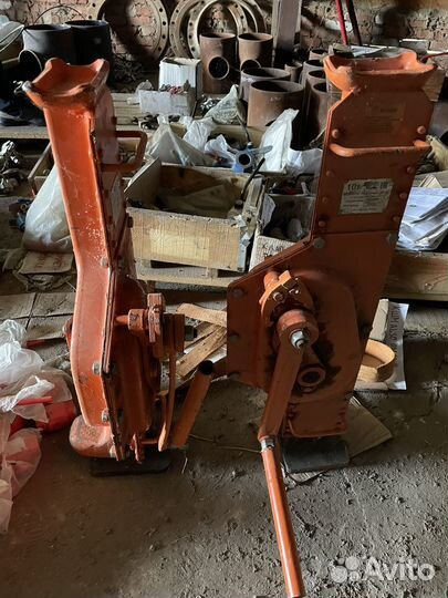 Домкрат реечный бу