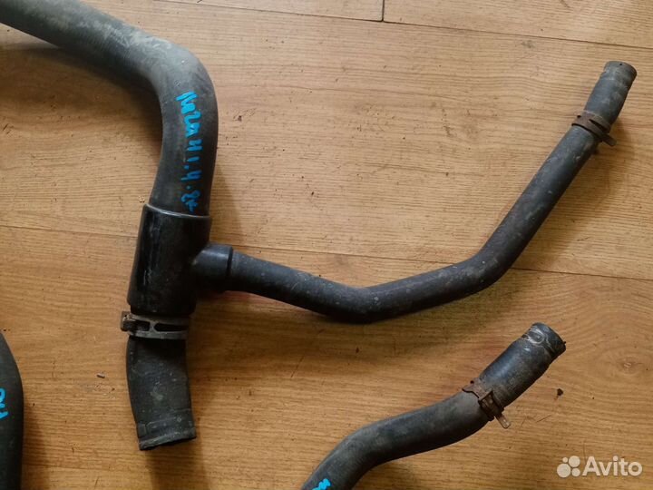 Патрубки системы охлаждения. Логан 1.4