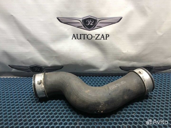 Патрубок интеркулера