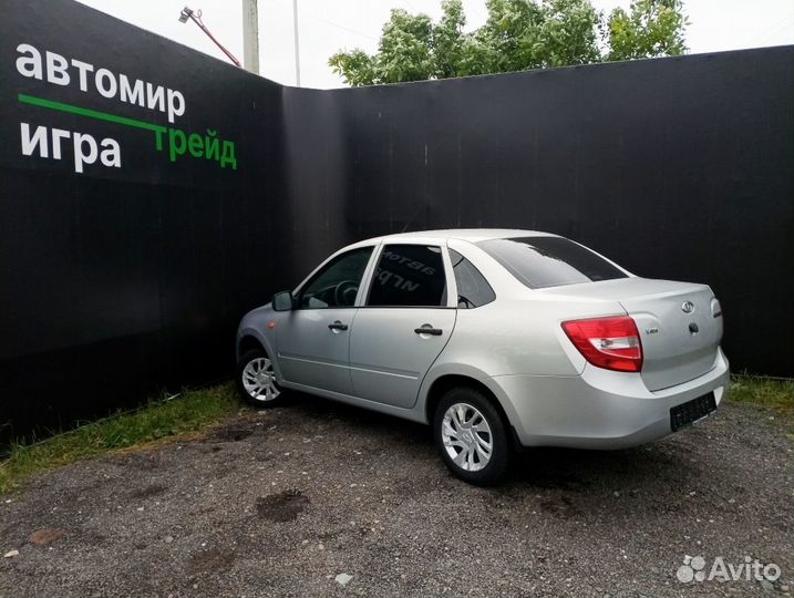 LADA Granta 1.6 МТ, 2015, 150 000 км