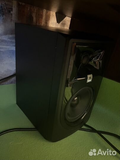 Активные мониторы JBL 305P mkll