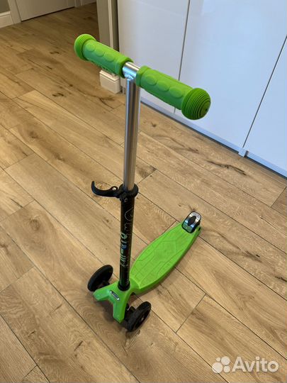 Самокат maxi micro