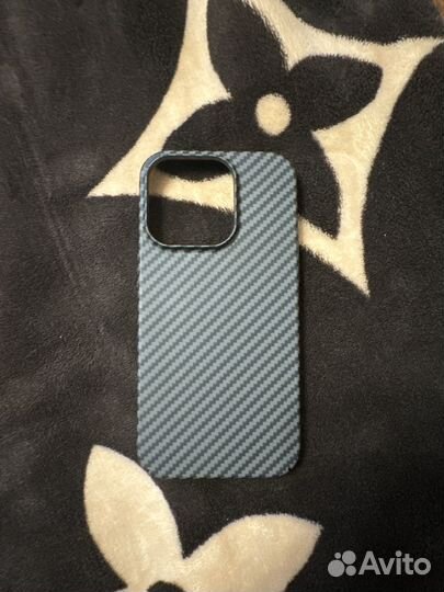 Чехол на iPhone 14 pro