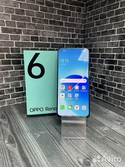 Телефон Oppo Reno 6 8/128