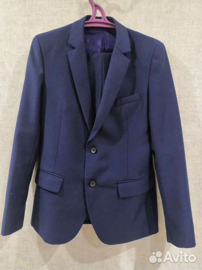 Костюмы синие школьные