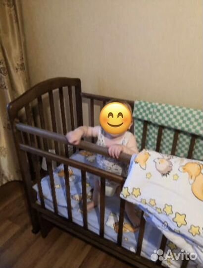 Детская кроватка