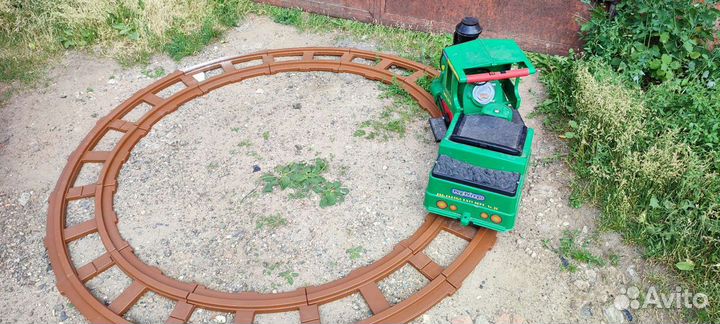 Санкционный из Италии паровозик на аккумуляторе