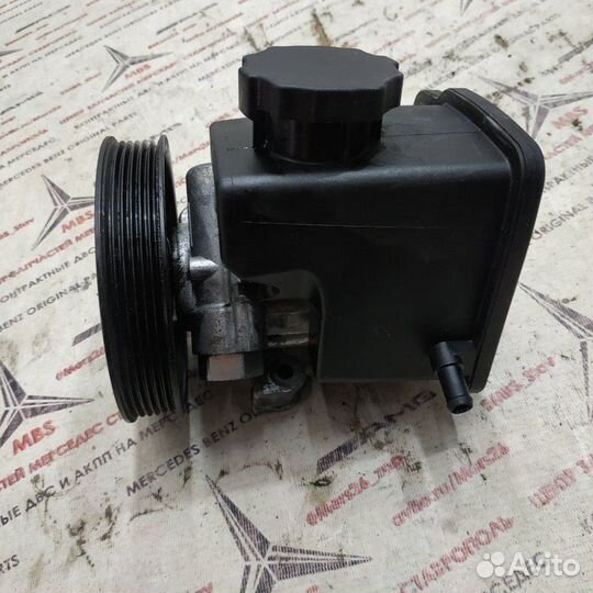 Компрессор гур Mercedes C-Class W204 OM646.811