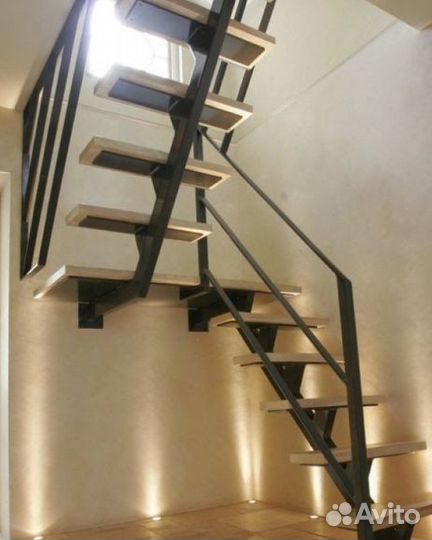 Лестница металлический каркас