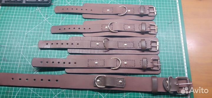 Комплект кожаных наручников