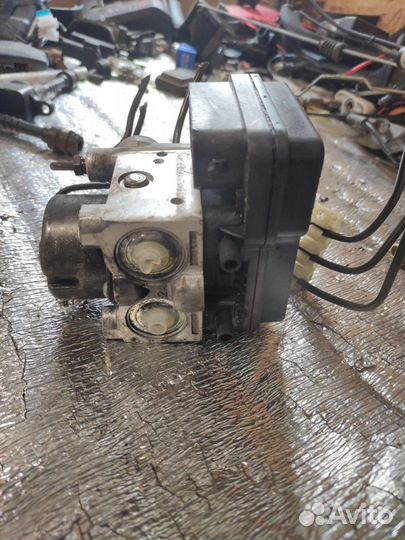 Блок абс паджеро пинин 2005год 2.0