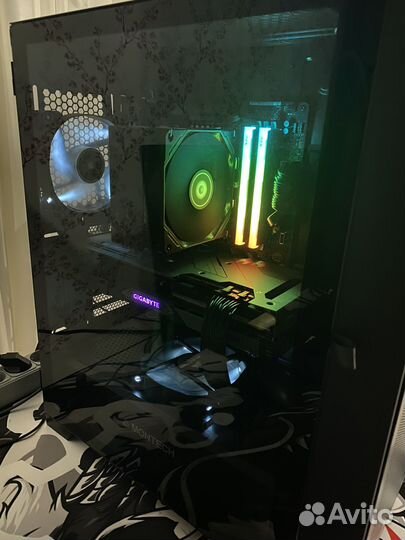 Видеокарта AMD Radeon rx 7700xt