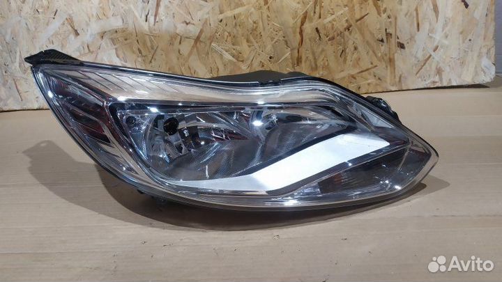 Фара Ford Focus 3 2010 2011 2012 2013 2014 2015