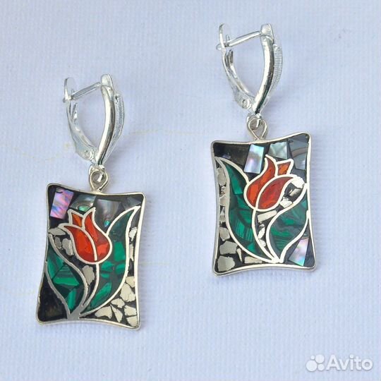 Серьги, кольцо с эмалью, коралл, малахит, перит