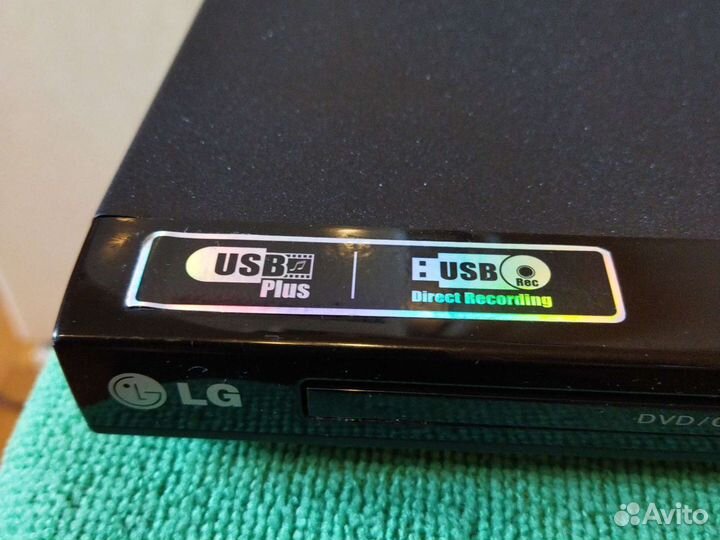 DVD плеер LG модель DVX642