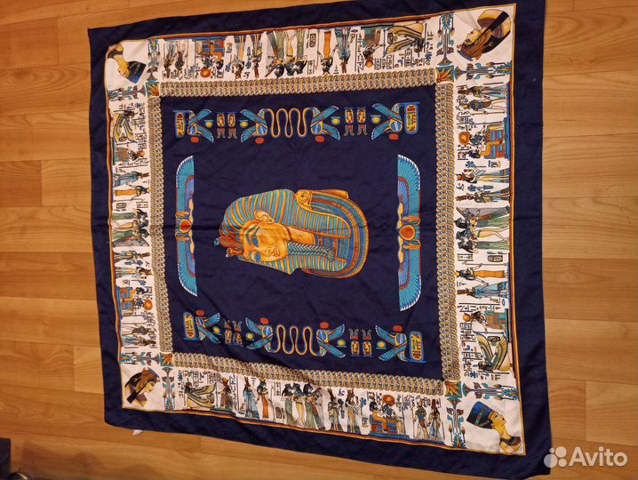 Шелковый платок женский