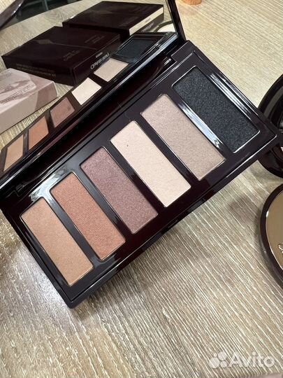 Charlotte Tilbury румяна,пудра,тени,помада,тон