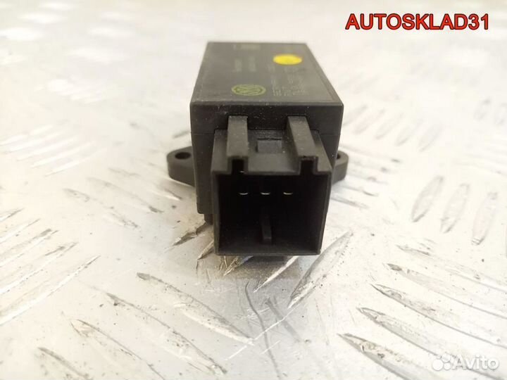 Реле обогрева сидений VW Touareg 7L0959772