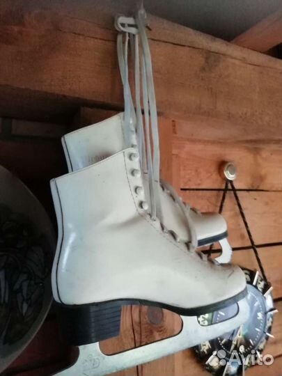 Фигурные коньки pirouette