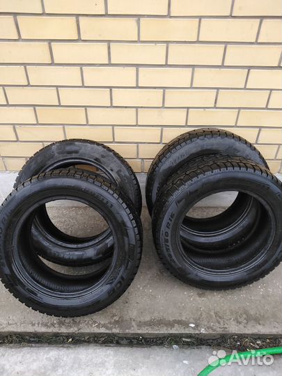Pirelli Ice Zero 205/60 R16 96T