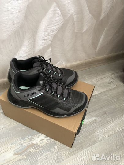 Кроссовки женские adidas 38 размер