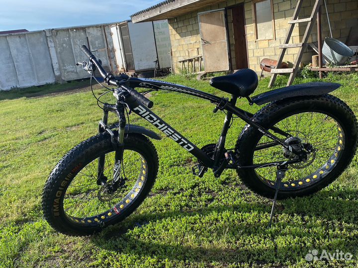 Велосипед richiesto с большими колесами