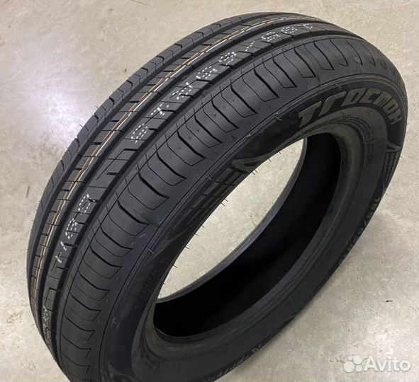 Tracmax X-Privilo TX5 175/65 R14 82H