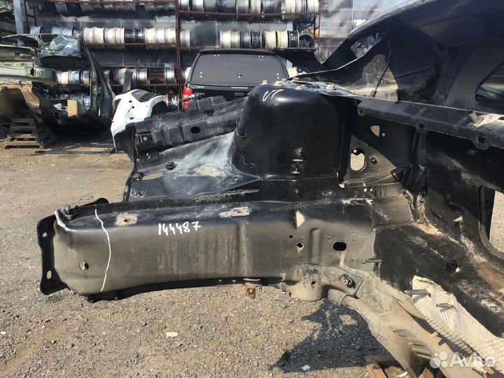 Лонжерон передний правый Ford Focus III 2011