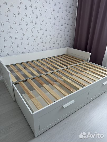 Кровать IKEA brimnes