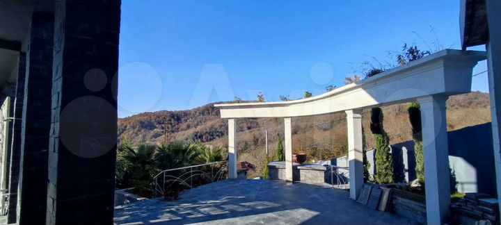 Дом 520 м² на участке 17 сот.