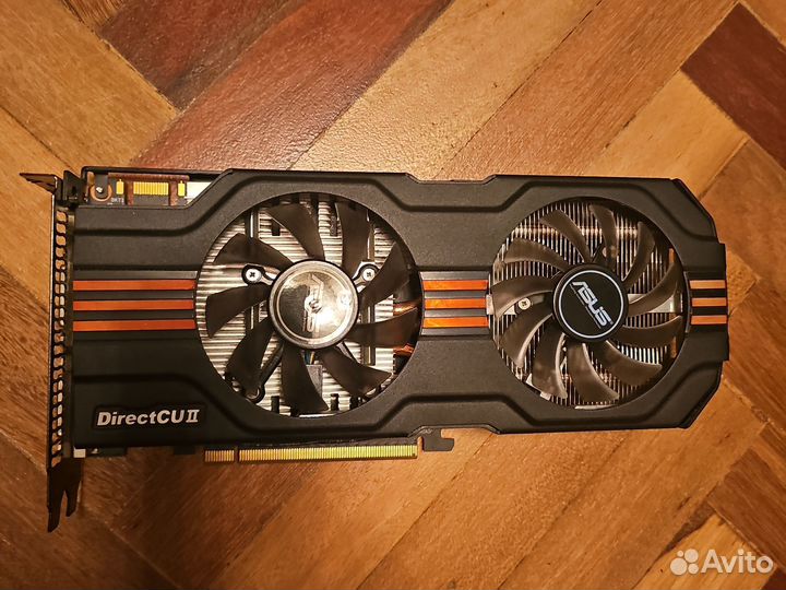 Видеокарта Asus GTX560 dcii