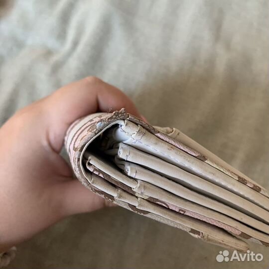 Кошельки Tous и Stradivaris кожаные