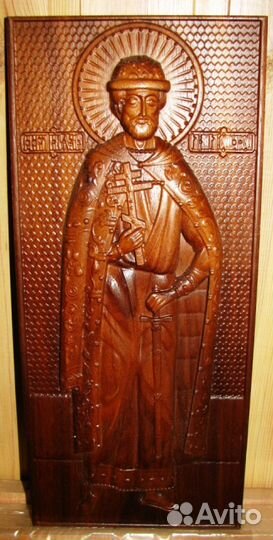 Резные иконы. рамы. декоративные элементы панно