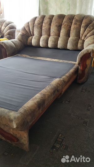 Диван и два кресла