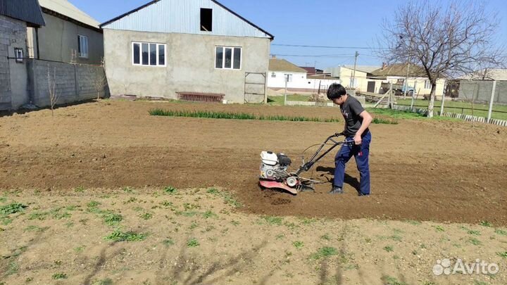 Мотоблок пахата