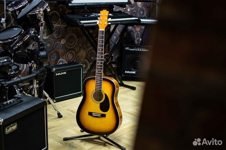 Акустическая гитара Colombo + Аксессуары