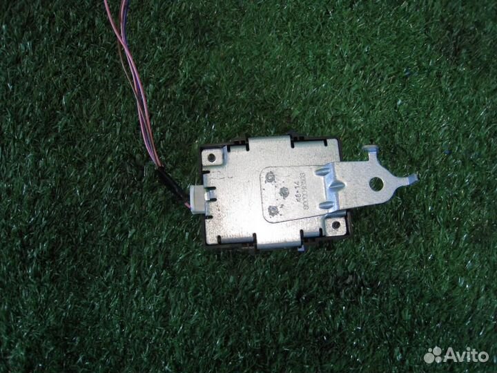 Блок центрального замка Toyota Auris E18 2015