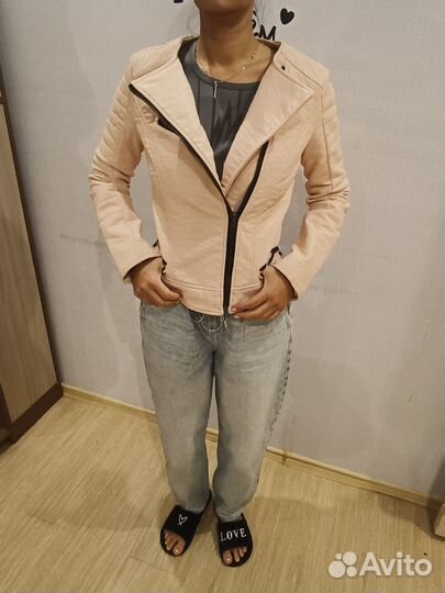 Кожаная куртка косуха женская