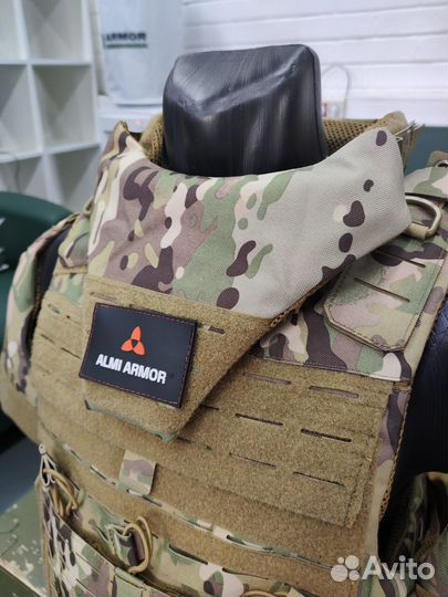 Штурмовой бронежилет 