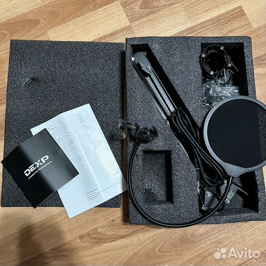 Микрофонная стойка