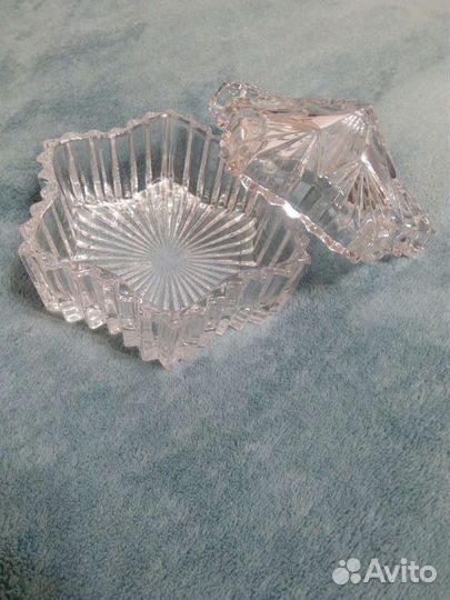 Шкатулка конфетница новая