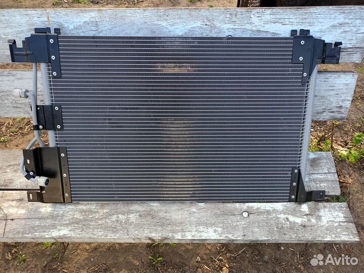 Mercedes Actros радиатор кондиционера