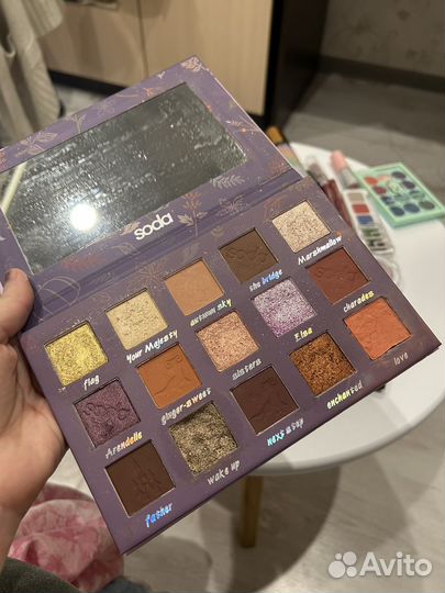 Набор косметики пакетом бронь