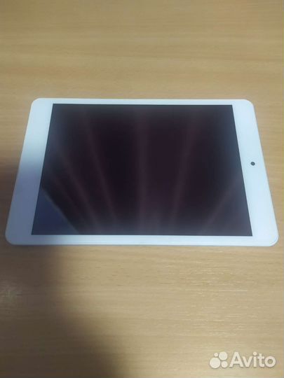 Планшет ехеq P842